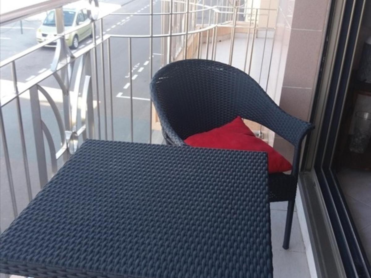 Studio Alcove - Face Au Chenal, 50M Plage/Port, 700M Centre-Ville, Capacite 3 Pers., Confort Moderne - Fr-1-331-202 莱萨布勒-多洛讷 外观 照片